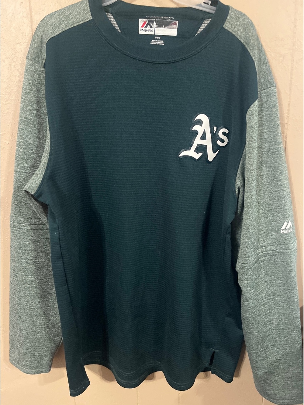Majestic Oakland Athletics MLB Pullover Sweatshirt Medium